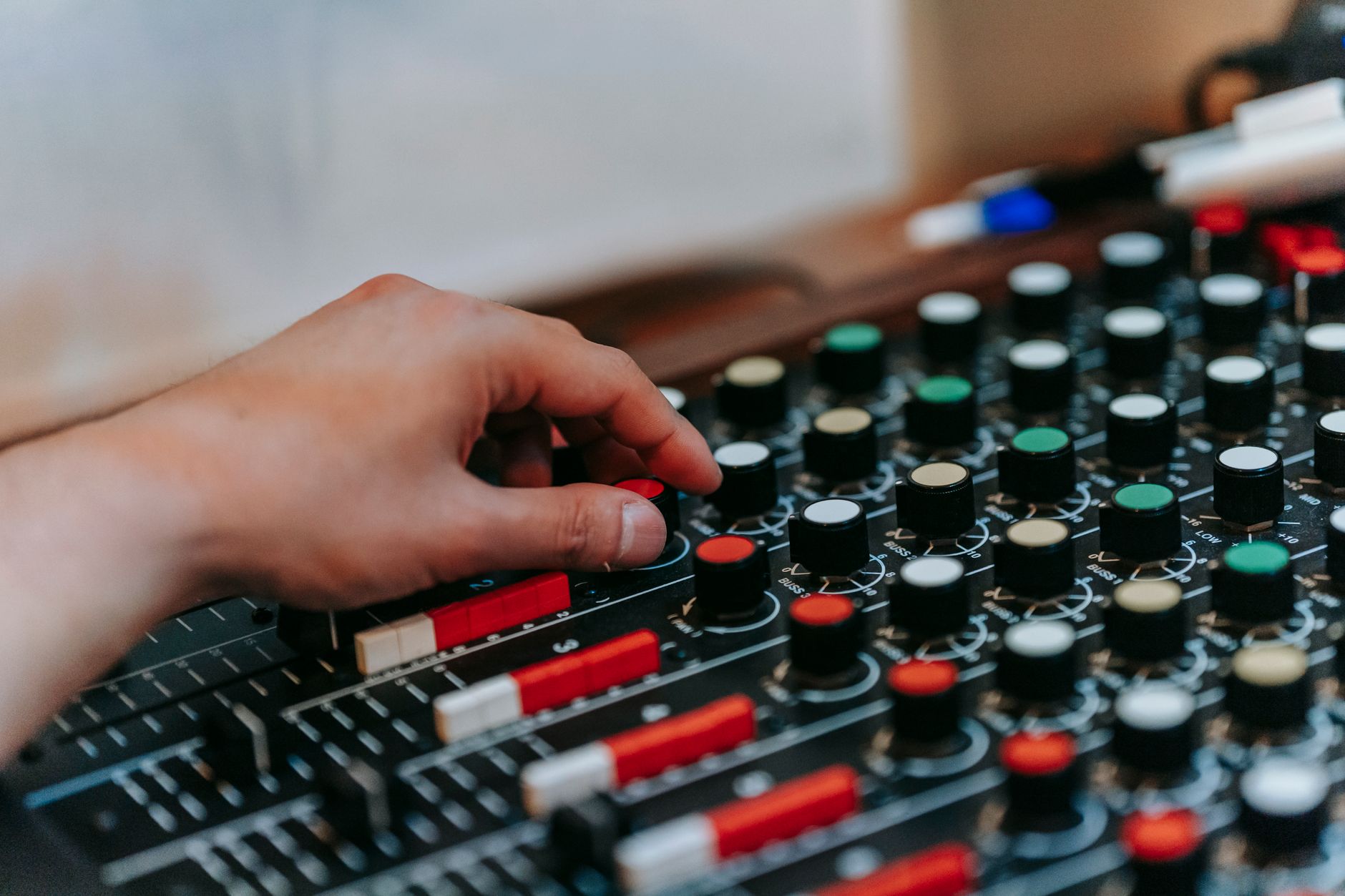 Commercial video sound elements importance